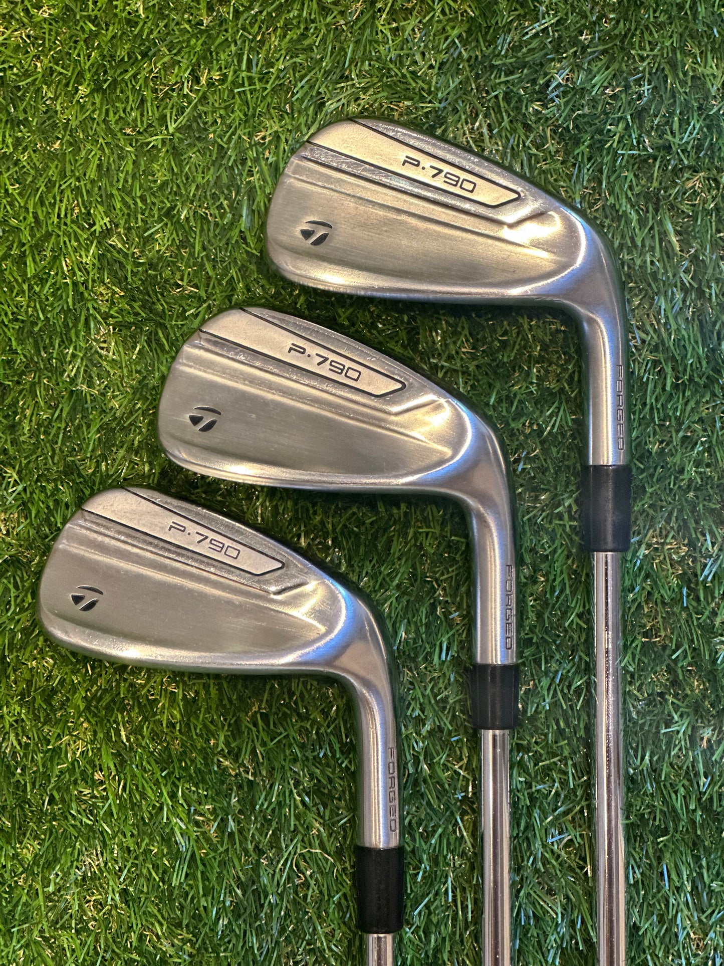 Taylormade P790 2017 Irons 4-PW / Stiff Flex / 1" Shorter / KBS Tour Shafts