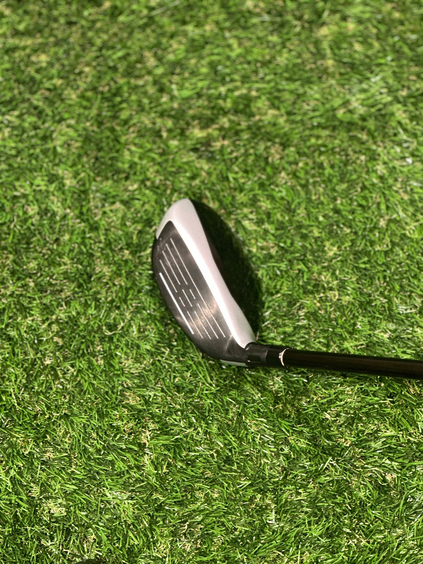 Taylormade M4 Rescue #3 Hybrid / 19 Degree / Stiff Flex Fujikura Shaft (MINT)
