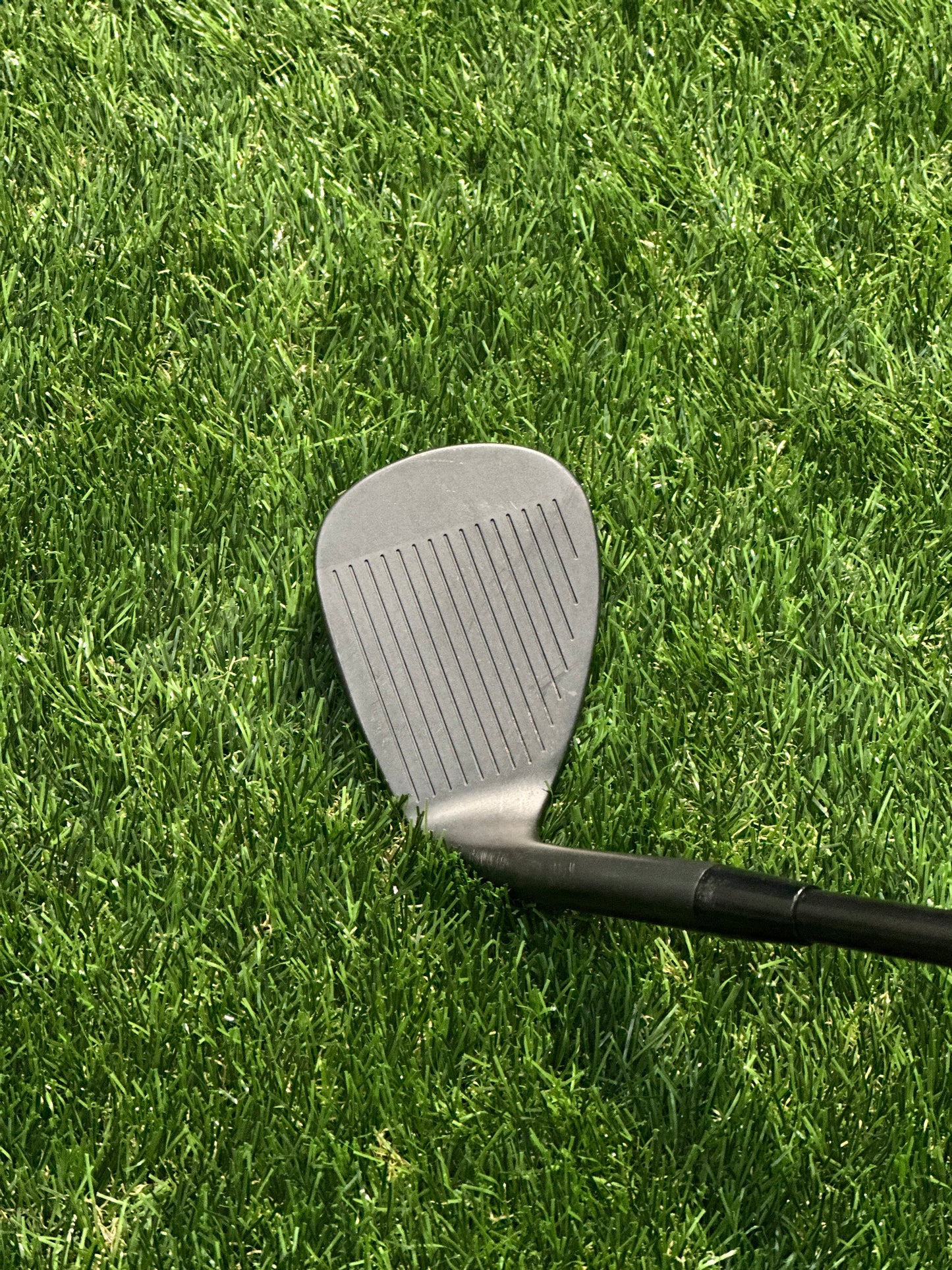 Cobra King Black Sand Wedge / 56 Degree / Stiff Flex Dynamic Gold S200 Shaft