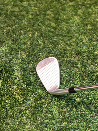 Taylormade P790 2017 Irons 4-PW / Stiff Flex / 1" Shorter / KBS Tour Shafts