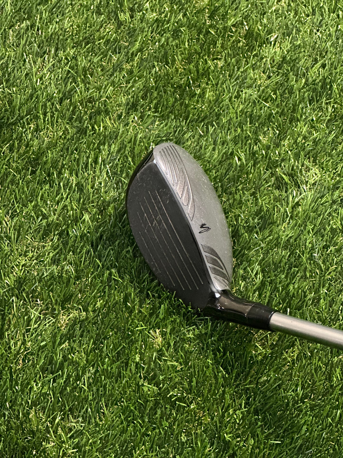 Cobra King F8 #5 Hybrid / 25 Degree / Stiff Flex Aldila Rogue Pro 75 Shaft